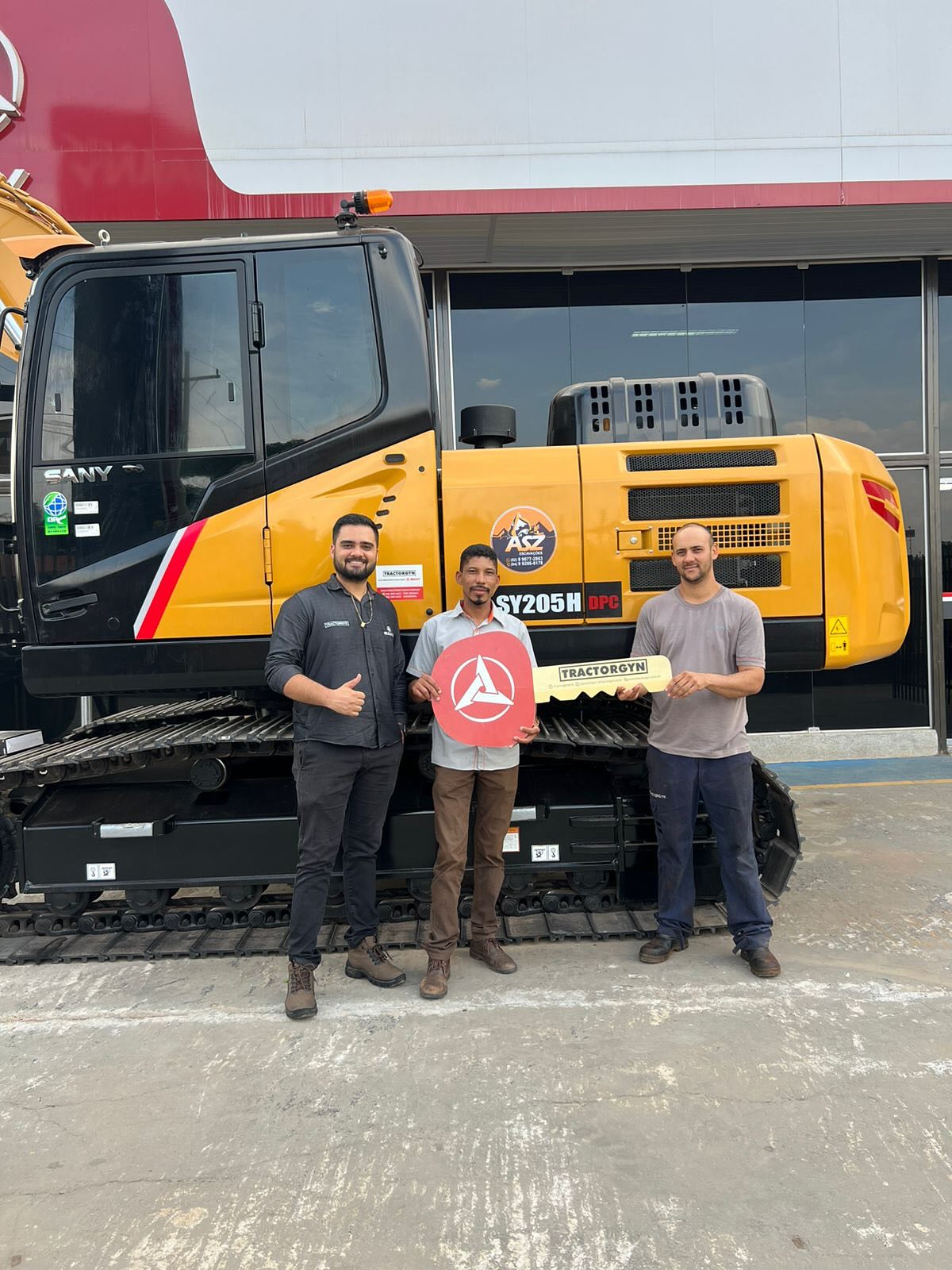 Equipe ASZ Escavações em operação